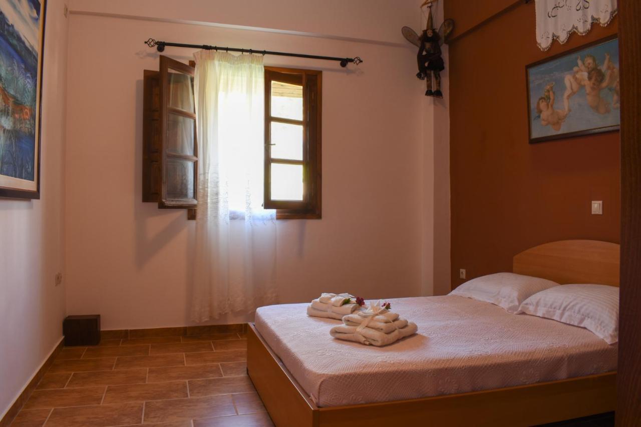 Amber Seaview Villa By The Olive Groves Καλαμάτα Εξωτερικό φωτογραφία