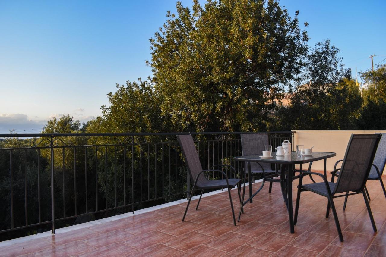 Amber Seaview Villa By The Olive Groves Καλαμάτα Εξωτερικό φωτογραφία